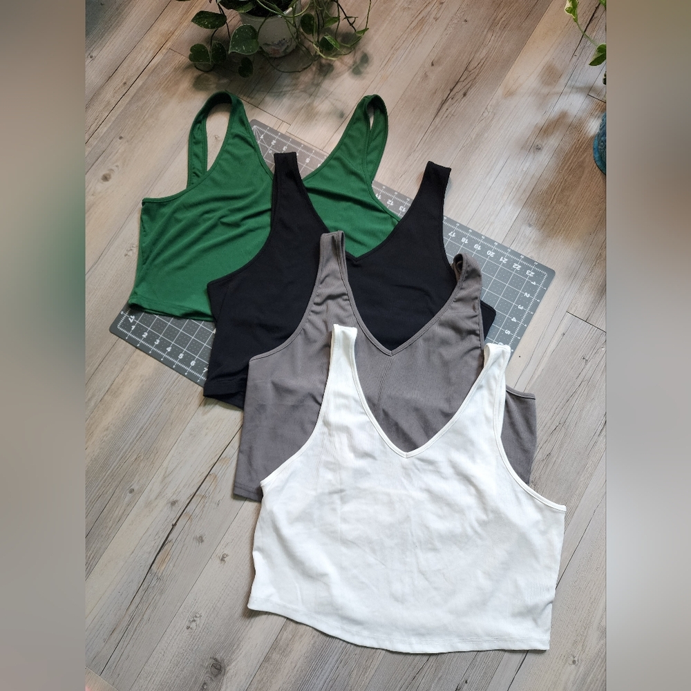 Shein Curve Vneck Crop Tank